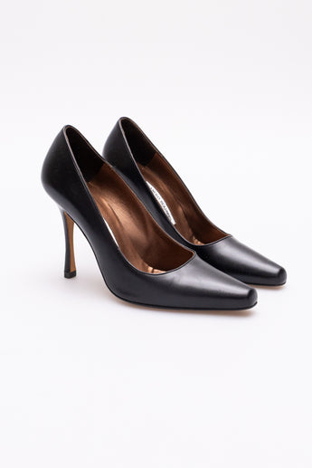 Manolo Blahnik Square-Toe Pumps Black