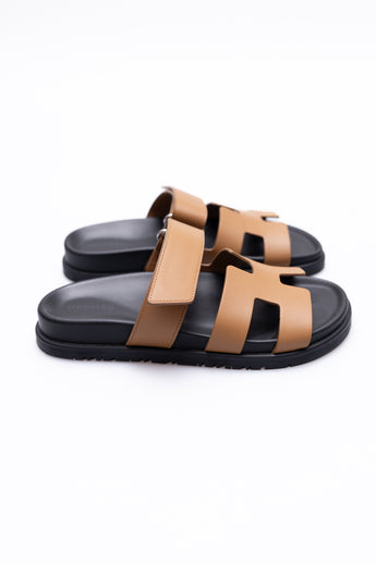 Hermes Chypre Sandals Naturel