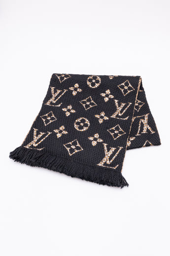 Louis Vuitton Jungle Giant Monogram Scarf Black