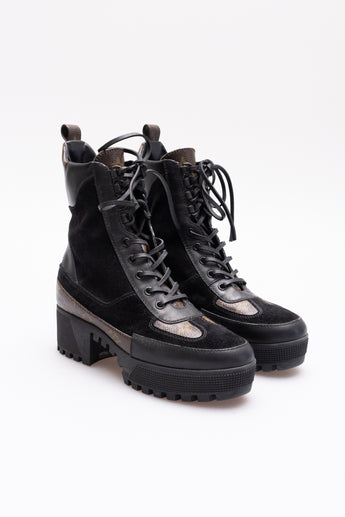 Louis Vuitton Laureate Desert Boots