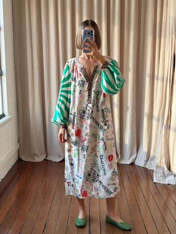 Me369 Hannah V-Neck Dress Graffiti