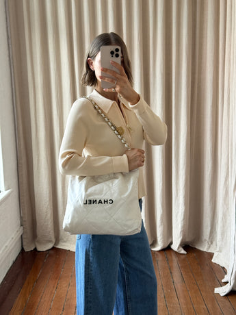 Chanel 22 Small Hobo Bag White