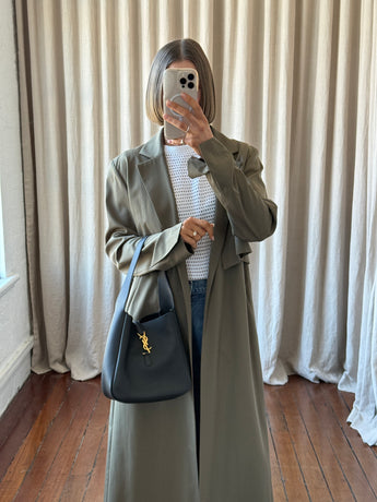 Saint Laurent Le 5 à 7 Small Shoulder Bag Black